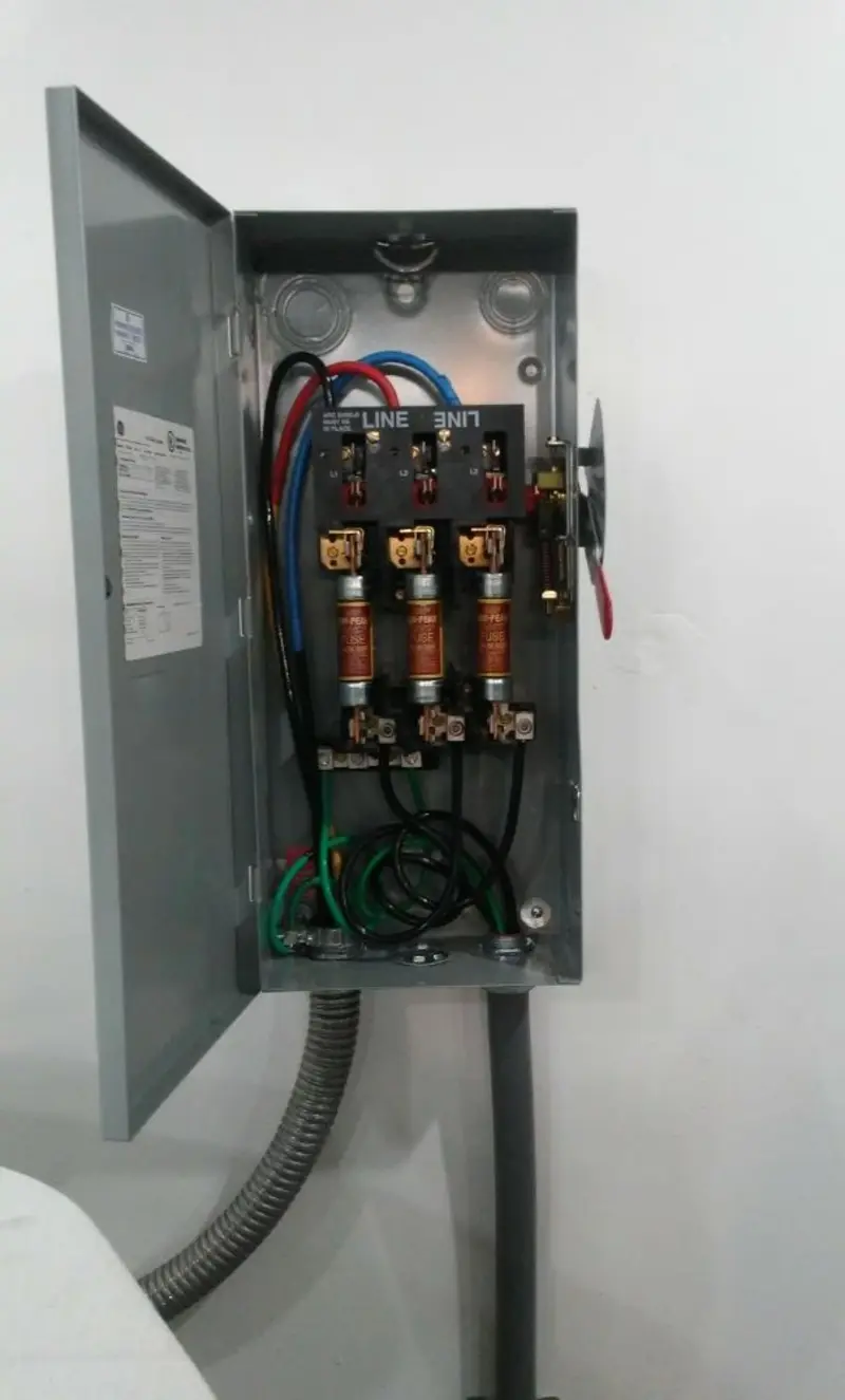 Three-phase disconnect switch installed for Electrical Wiring & Rewiring in Westwood Lakes
